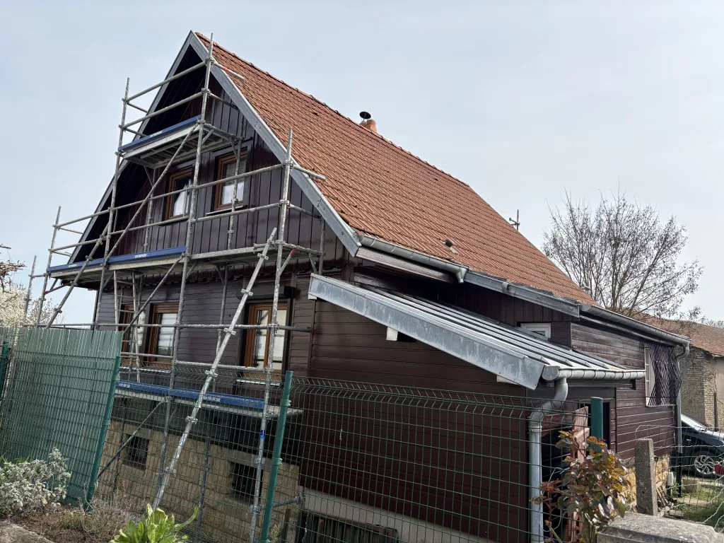 Rénovation peinture sur Maison en bois — photo 4