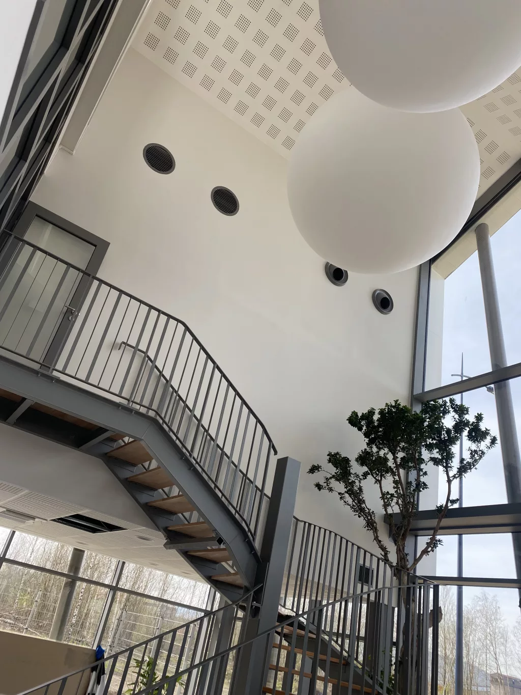 Hall d’entrée et bureaux — Amneville